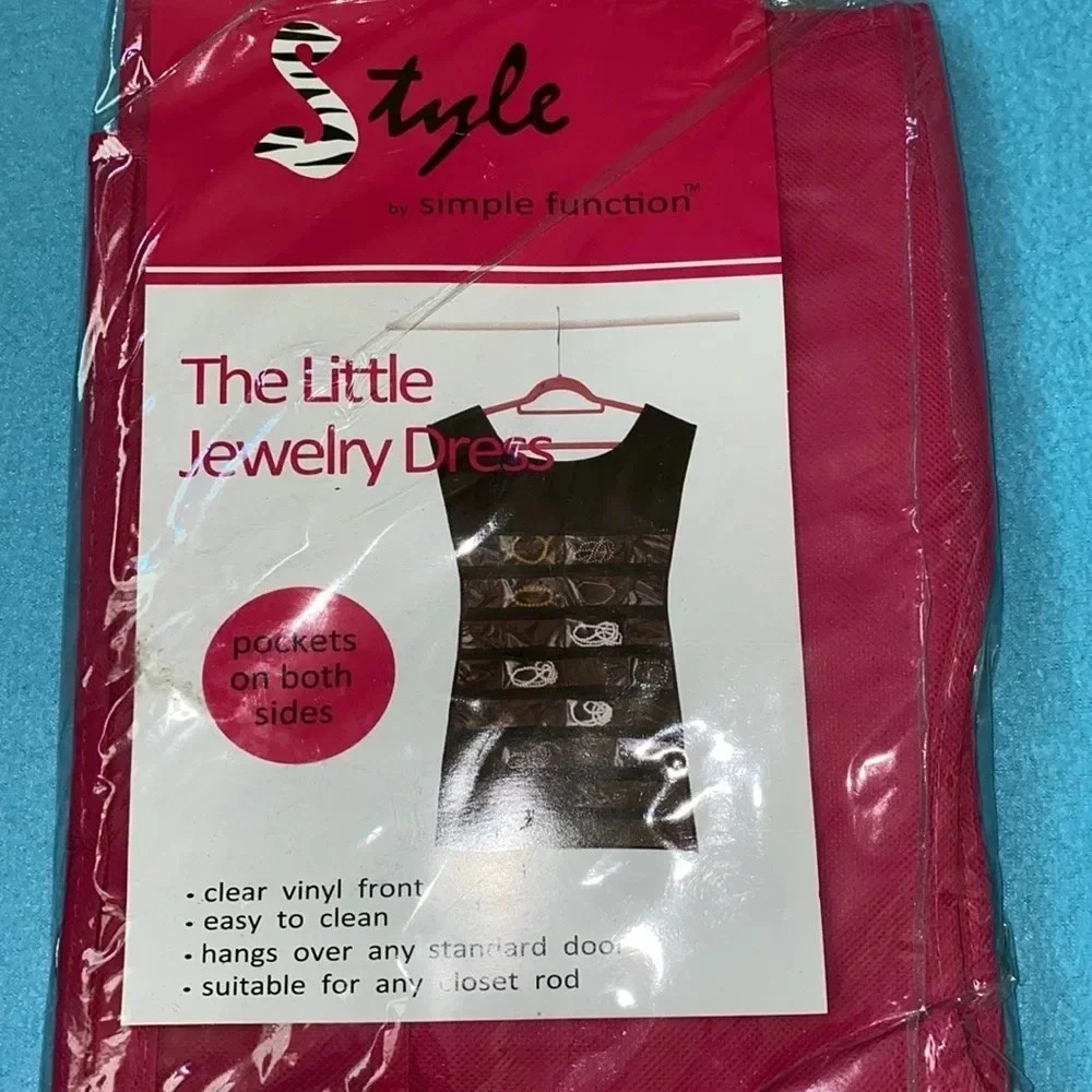 THE LITTLE JEWELRY DRESS organizer pockets on one side velcro loops on the back - Picture 4 of 9